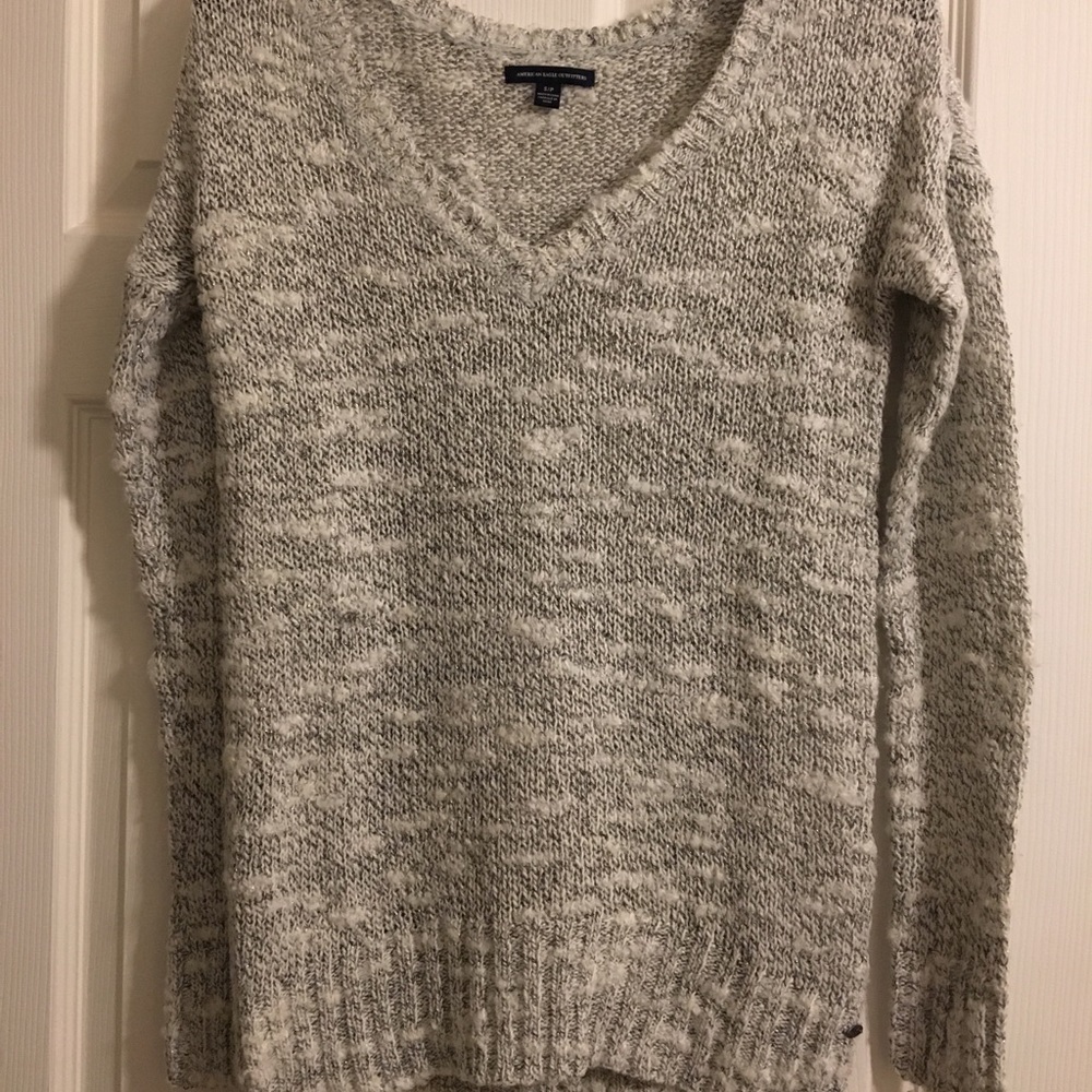 American Eagle sweater